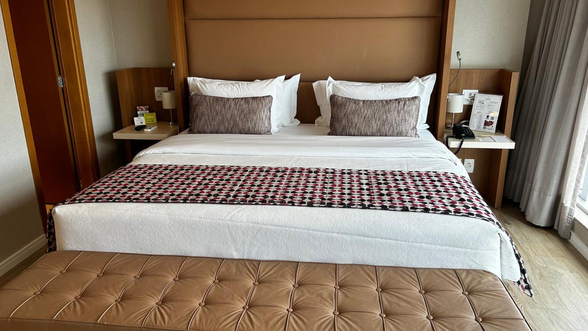 Jade Hotel Brasília Ngoại thất bức ảnh A bed